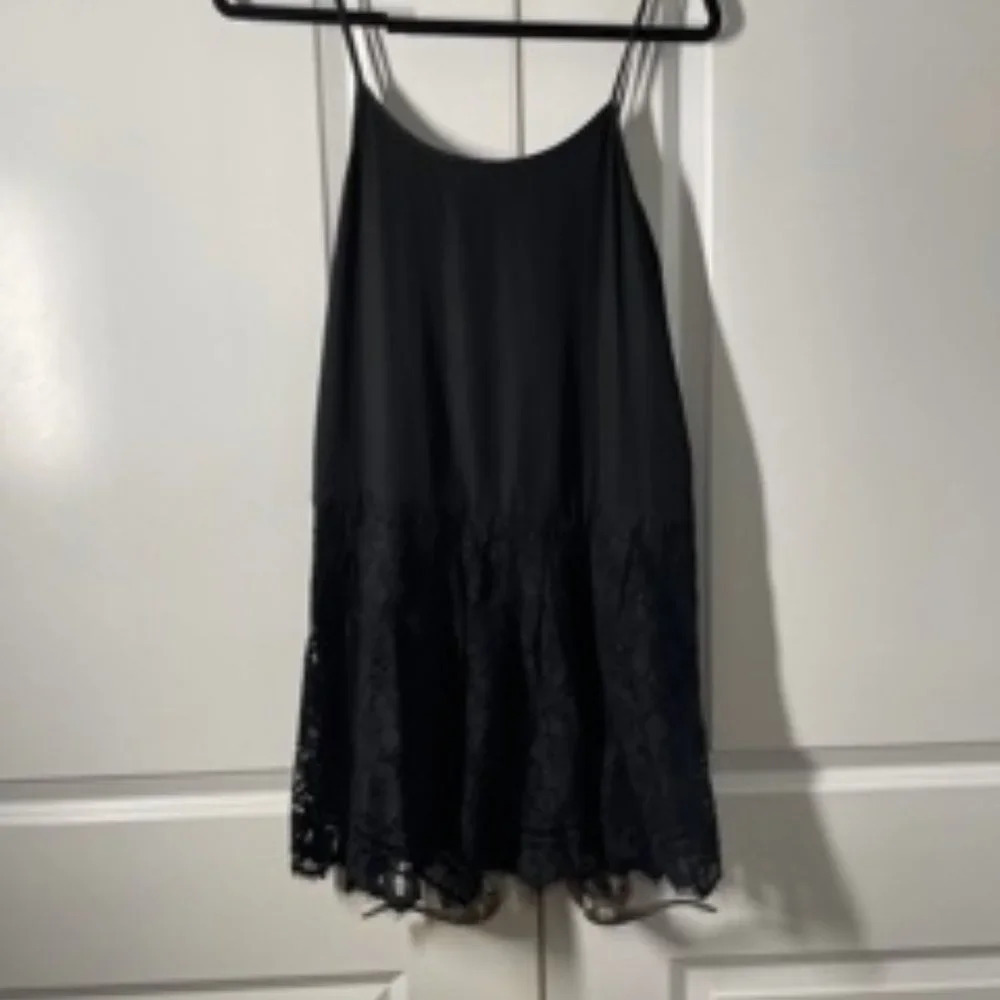 Alexis Scoop Neck Lace Bottom Mini Dress Size M - Picture 5 of 7